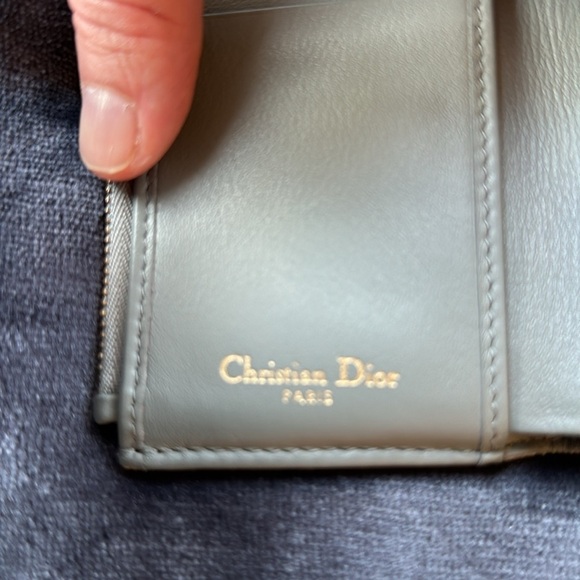 Christian Dior Gris Oblique Lotus Saddle Wallet - Picture 12 of 14